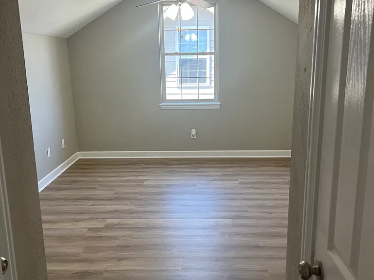 1320 E Brown School Rd — Photo 22