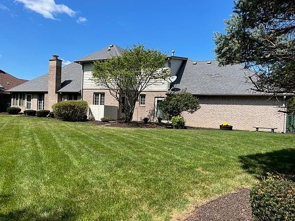 2nd image of 2315 Cedar Bend Dr