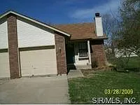 16 Cougar Dr APT B photo 1