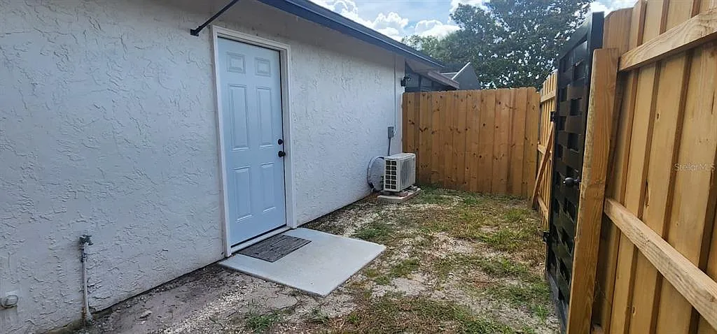 1 bed, 1.0 bath, 500 sqft, $1,200 — Photo 4