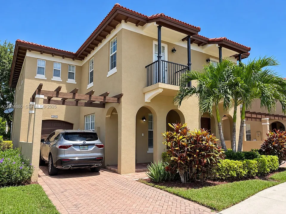 6965 Julia Gardens Dr