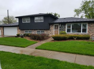 11601 S Laramie Ave, Alsip, IL 60803