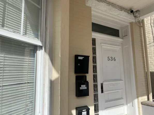 536 44th Street image 3 of 19