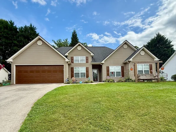 106 Mountain Overlook Dr, Cleveland, GA 30528
