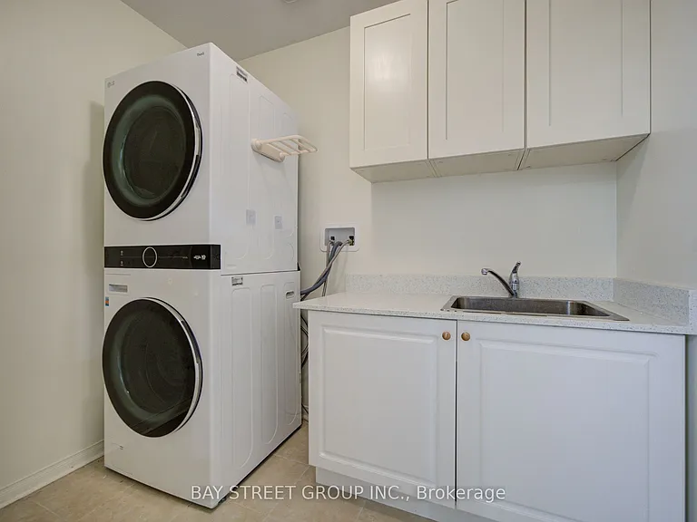 114 Ness Dr — Photo 39