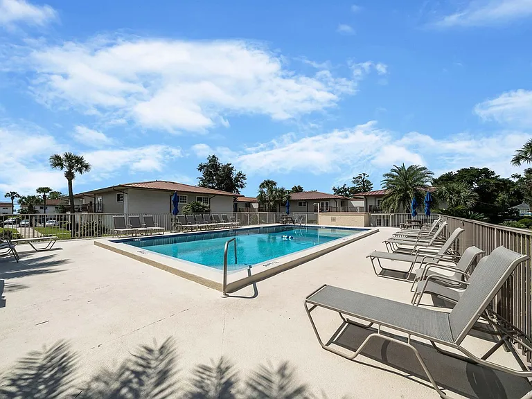 2100 W Beach Dr #A101 — Photo 24