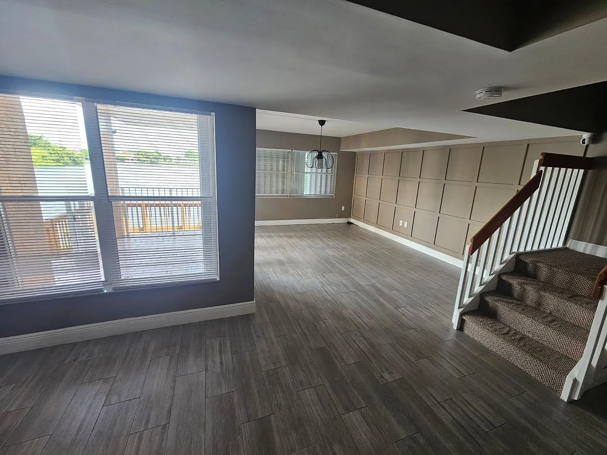 Building Photo - 3275 NW 44th St #2