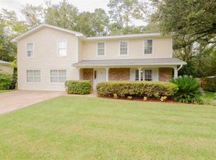 902 Barrie Ave, Tallahassee, FL 32303