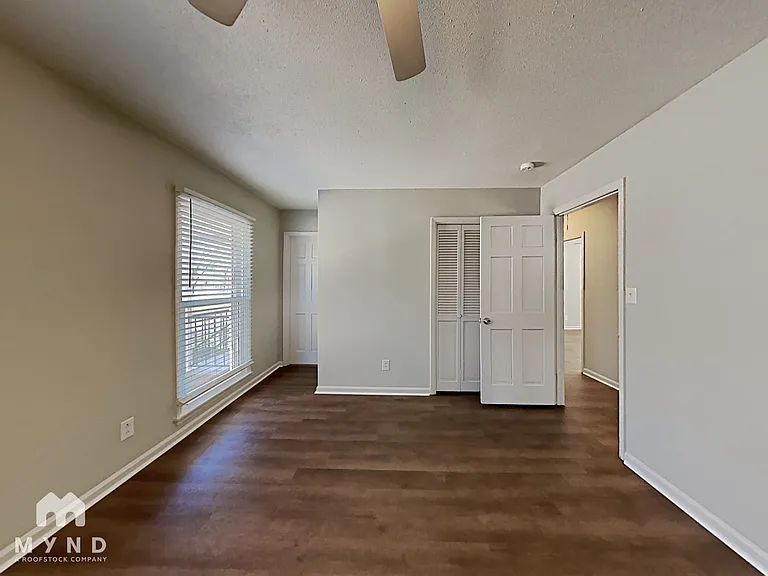1840 Westridge Dr — Photo 13