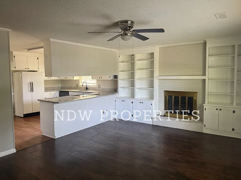 2917 Jason Dr — Photo 10