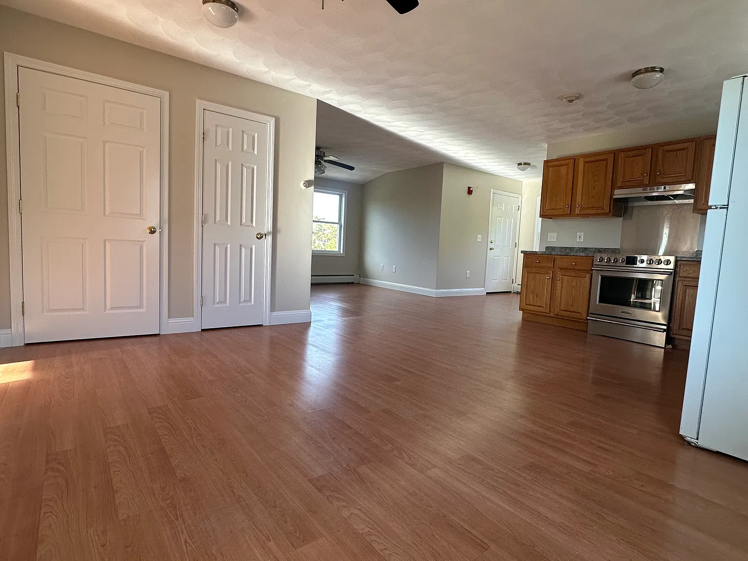 2 bed, 1144 sqft, $2,100 — Photo 1