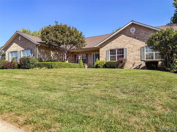 1026 Thornbury Pl, O Fallon, IL 62269