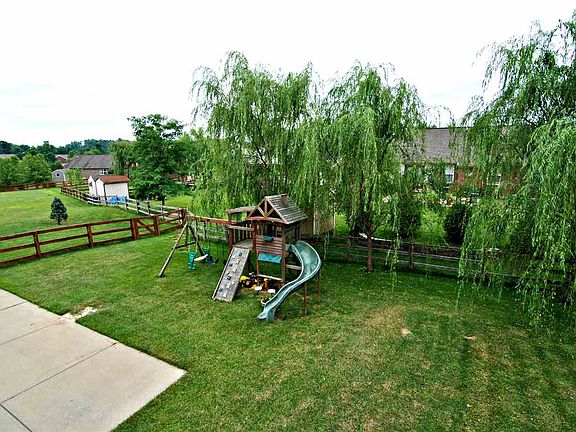 5th image of 7208 Sherbrook Ct