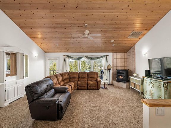 4th image of 18437 Chaparral Dr