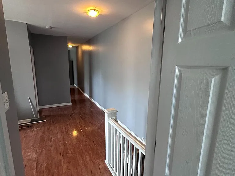7000 Forrest Ave — Photo 6