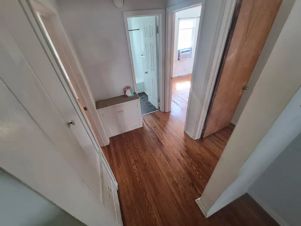 3 bed, 1044 sqft, $1,500 — Photo 3