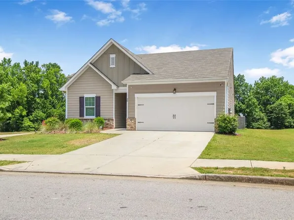 38 Tall Oaks Ln, Villa Rica, GA 30180