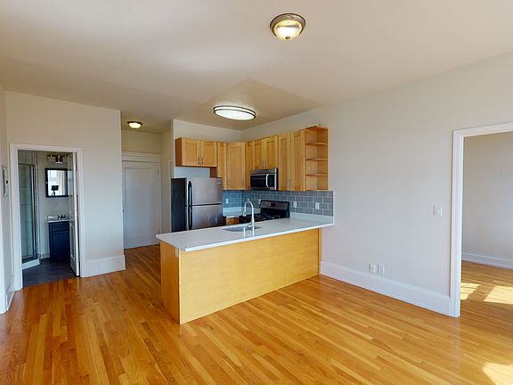 3rd image of 1106 Bush St APT 705