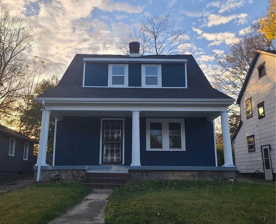 1st image of 1341 Shaftesbury Rd
