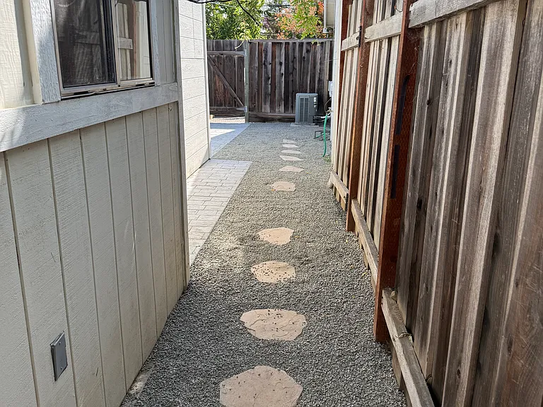 10201 Alhambra Ave #COTTAGE — Photo 5