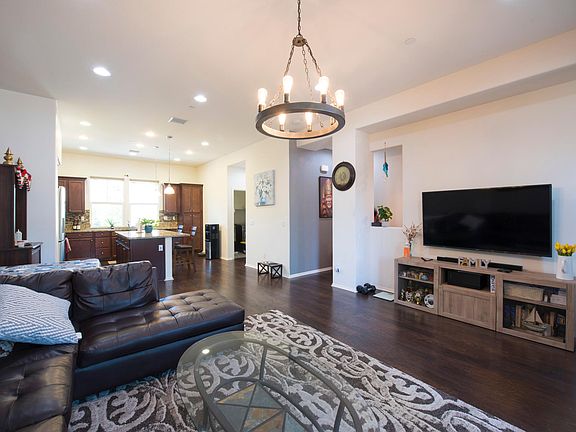 5th image of 1254 Amesbury Cir