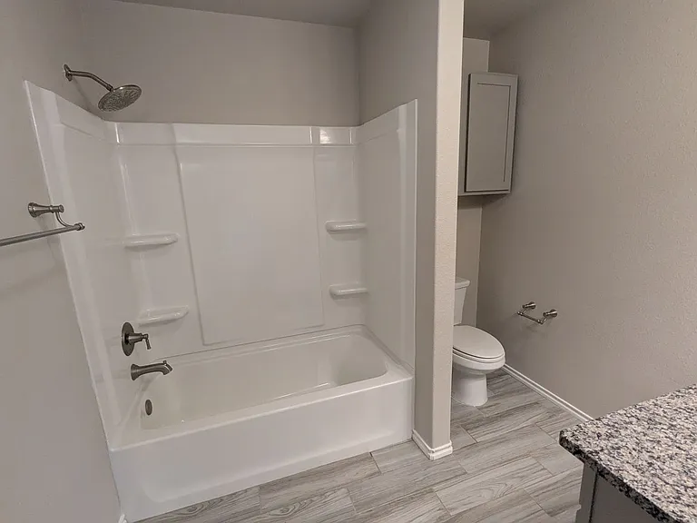 13311 Avenue V — Photo 15