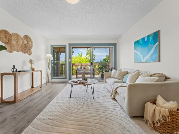 1187C Akipohe St #8C, Kailua, HI 96734