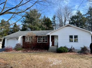 22 Maiden Ln, Peru, NY 12972