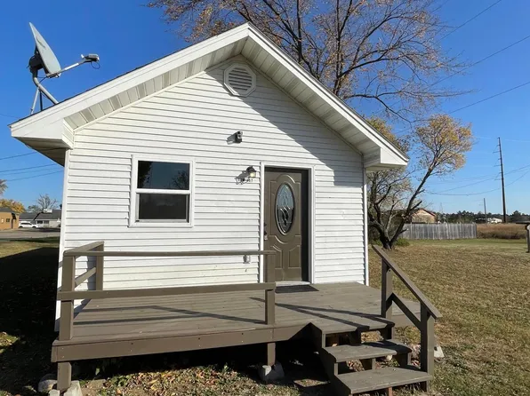 624 1st St NW, Cass Lake, MN 56633