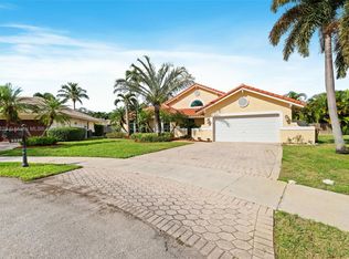 3320 Maple Ln, Davie, FL 33328