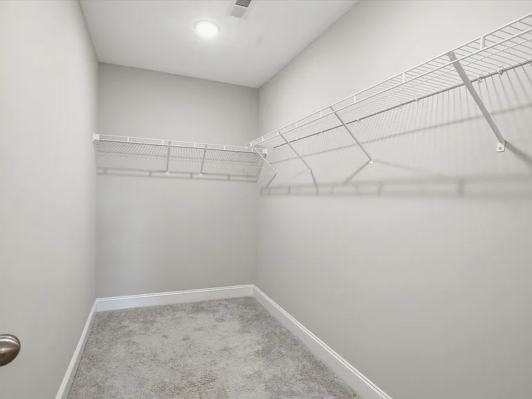 4864 Stoneyhurst Ln — Photo 13