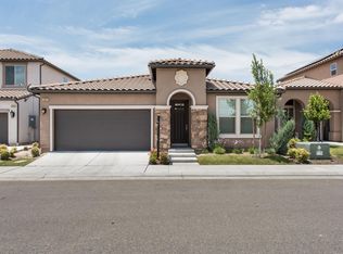 11317 N Tresana Ave, Fresno, CA