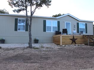 320 Witt Rd, Center Pt, TX 78010