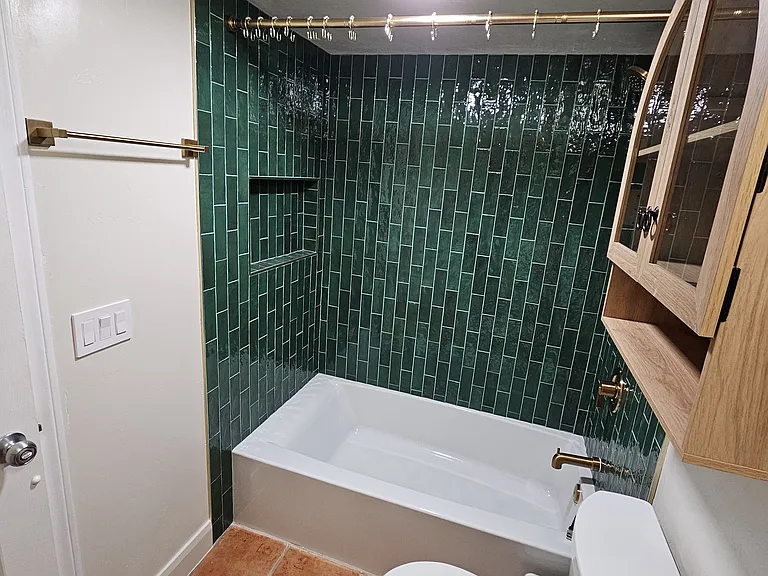 3078 Broadway #208 — Photo 14
