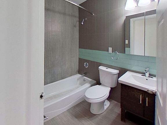 4th image of 747 10th Ave APT 6F