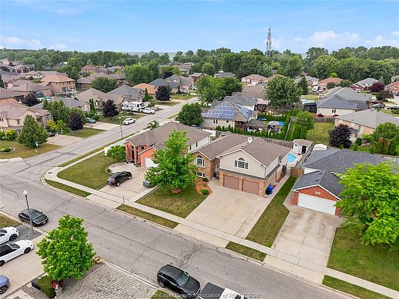 2nd image of 1414 Girard Dr