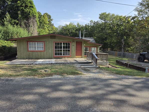 203 Grace Ln