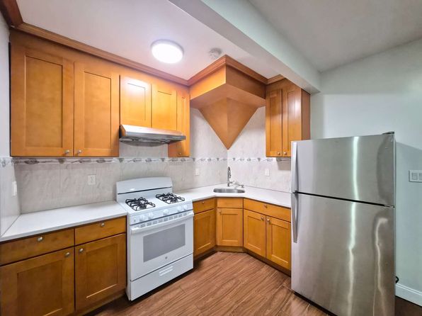 2118 83rd St APT 3
