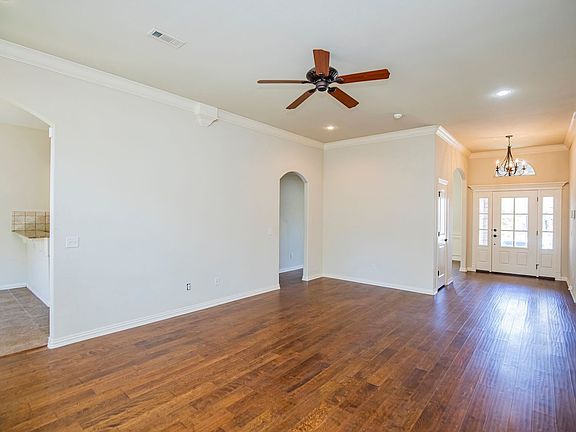 3rd image of 5319 Stockton Ave