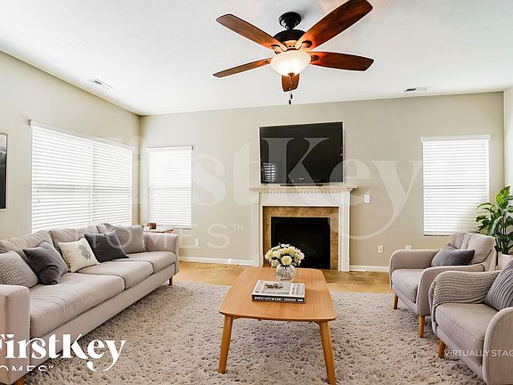3rd image of 1083 Ashcraft Ave