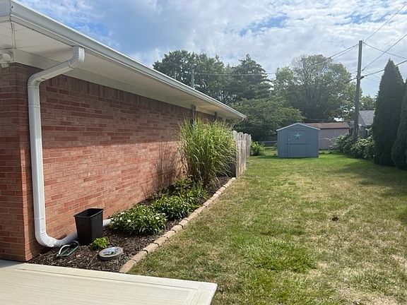 3rd image of 3019 N Lawndale Ave