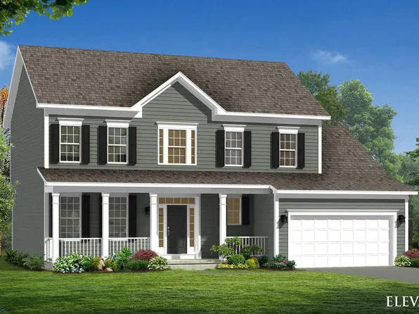 197 Ladysthumb Cir, Charles Town, WV 25414