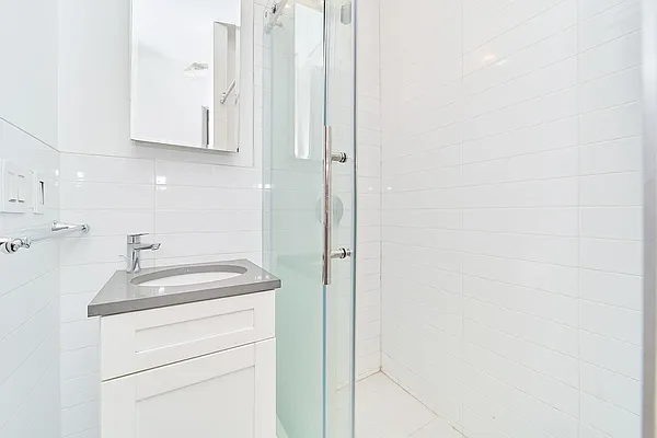 Rented by Living New York | media 19