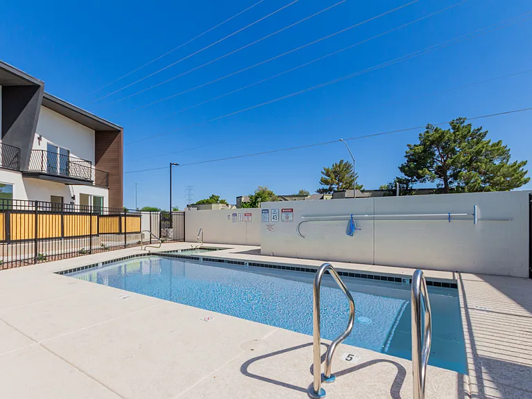 Sonoran Townhomes — Photo 37