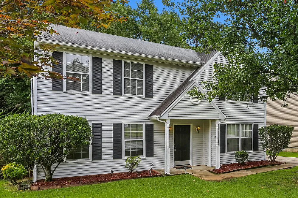 4 bed, 2.5 bath, 1920 sqft, $2,040 — Photo 1