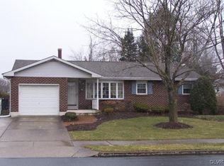1416 Hazlewood Ln, Bethlehem City, PA 18018