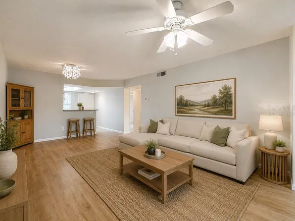 952 VIRGINIA STREET #207, DUNEDIN, FL 34698