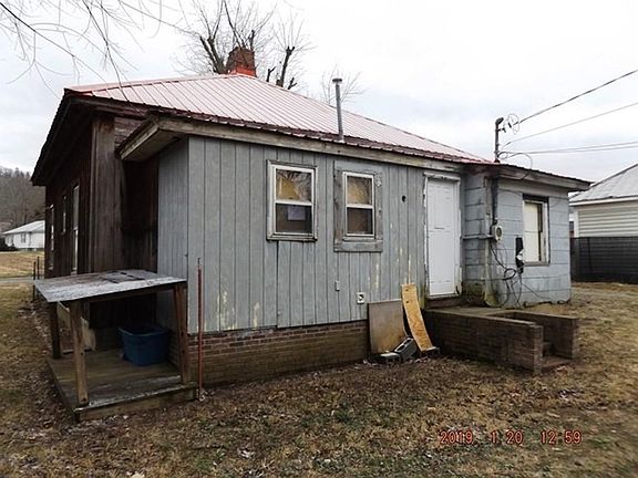 3rd image of 215 Carolina Ave