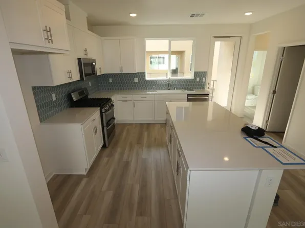 5335 Seacliff Pl #30, San Diego, CA 92154