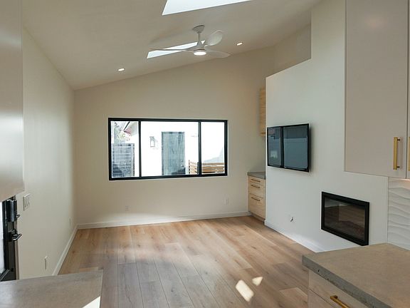 4th image of 4310 Arbor Cove Cir #2